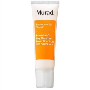 Murad | Essential-C Day Moisture Broad Spectrum